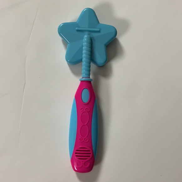 Frozen Book with interactive magic wand - Picture 4 of 5